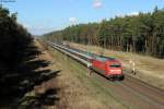 Mit etwa +50 zieht die 101 061-0 den EC 9 nach Basel SBB.