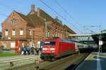 101 104 mit IC 2027 (Hamburg–Kln–Passau) am 21.02.2004 in Hamburg-Harburg