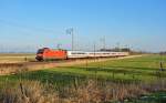 101 090-9 fuhr am 06.02.2015 mit dem IC 2202 von Köln nach Norddeich Mole, hier bei Petkum.