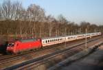 101 014 mit IC 2372 (Frankfurt [Main] Hbf–Stralsund Hbf) am 10.03.2014 zwischen Radbruch und Winsen (Luhe)  