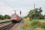 Nachschuss auf 101 056-0 am 02.09.2014 zusammen mit der 101 032-1 an der Zugspitze als ICE Ersatzzug bei der Durchfahrt durch Orschweier.