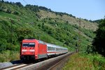 Die Reisenden des sogenannten  Bäder-Express  IC 1986 von Passau nach Hamburg Altona können sich bei ihrer Heimfahrt von der Kur im bayerischen Bäderdreieck noch an der malerischen