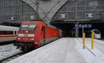 Leipzig Hauptbahnhof, 20.01.2016. BR 101 106-3 mit dem Zug IC 2048 nach Köln wartet auf Abfahrt.