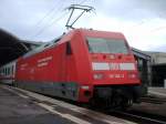 Am 21.08.2007 schob 101 140-2 PEP den IC 2452 von Stralsund nach Eisenach.