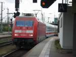 Hier ist die 101-026 bei der Einfahrt von Mannheim Hbf.