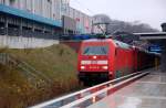 101 124 zieht zusammen mit einer weiteren BR 101 den CNL 451 durch B-Gesundbrunnen.