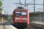 101 054-5 mit IC in Lehrte am 01.05.2012.