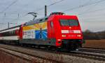 Hier die frische Werbelok 101 037-0  Eisenbahner mit Herz  als Lokportrait, als sie am 25.01.2014 mit dem EC 9 (Hamburg-Altona - Zürich HB) bei der Durchfahrt in Müllheim (Baden) gen