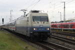 101 112-1(Rheingold)mit IC 2417 von Rostock Hbf nach Köln Hbf bei der Bereitstellung im Rostocker Hbf.12.11.2017