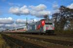 DB Fernverkehr 101 144  Hertha BSC  mit IC 2311 Hamburg-Altona - Stuttgart Hbf (Diepholz, 07.11.10).