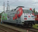 Als Vertreterin der Fernverkehrs-Zugpferde war beim Bahnfest in Osnabrck 101 040-4 ausgestellt. Am gestrigen Donnerstag, den 18.11.2010 hat sie ihre Werbung allerdings aus vertraglichen Grnden in Dessau auch schon wieder verloren. Also handelt es sich hierbei schon wieder um eine  historische  Aufnahme :) Aufgenommen am 19.09.2010.