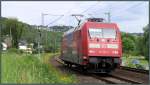 Die 101 006-5 im Gleisbogen unweit von Erpel am 14.06.2014 auf der rechten Rheinstrecke.