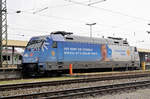 Lok 101 055-2 ist beim Badischen Bahnhof abgestellt.