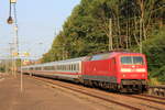 Umgeleiteter IC Karlsruhe-Nürnberg am 28.08.2018 geschoben von 120 127 durch den Bahnhof Backnang. 