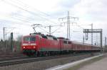 120 137 mit 115 und 4 Wittenberger Steuerwagen sowie 2 exSilberlinge am Haken zum Bw Mnchen-Langwied am 05.04.08 kurz vor dem Bf Langwied