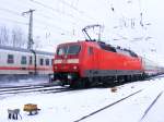 BR120 152 in Magdeburg Sudenburg am 13.02.2010 mit gegenzug...