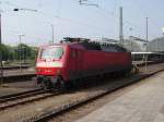 Eine BR 120 in Karlsruhe Hbf am 09.05.09