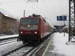 120-148 am 29.12.2005 mit einem leeren Ersatz bei Halt in Weinheim (Bergstrae) aber nur wegen eines Roten Signals.