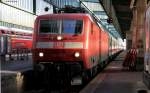 120 106-0 mit dem IC 2317 (Wiesbaden Hbf-Stuttgart Hbf) in Stuttgart Hbf 15.10.11