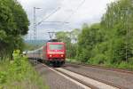 120 123-5 mit Umleiter-IC in Richtung Sden. Aufgenommen am 20.05.2013 in Wehretal-Reichensachsen.