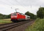 Nein, nein, nicht der kürzeste IC auf der Rollbahn, auch wenn es so ausschaut!  120101 mit Pbz 2451 am 2.7.2014 bei Hasbergen in Richtung Münster!