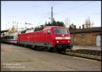 120 141 mit dem umgeleiteten EC176 Prag hl.n. - Berlin Gesundbrunnen im Bf Falkenberg/Elster. 15.11.06