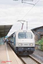 Drehstrom-Versuchslokomotive 127 001 (PCW8)  Euro-Sprinter  bei einem nicht vorgesehenen Halt in Weissenthurm bei Koblenz anllich ihrer  Rheingold-Sonderfahrt  am 7.8.2013 durch das Mittelrheintal. Der Zug sollte zu diesem Zeitpunkt eigentlich rechtsrheinisch nach Kln Hbf fahren, fuhr aber versehentlich linksrheinisch und hielt ausserfahrplanmig in Weissenthurm. Die Weiterfahrt erfolgte linksrheinisch bis zum Bahnhof Kln-Eifeltor. Fr diese Strecke bentigte er ca. 30 Minuten bei freier Fahrt ohne Halt. Ab Kln-Eifeltor dann ber Gterzugstrecken auf die rechtsrheinische Strecke Richtung Kln-Deutz und Kln Hbf.