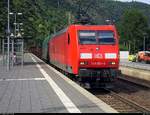 Ein Bild aus meiner Anfangszeit zeigt 145 054-3 DB als gemischter Gz, die den Bahnhof Cochem(Mosel) in Richtung Trier auf Gleis 2 durchfährt. [Ende Juni 2016]