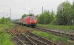 RAILION DB Logistics 145 001-4 mit dem TEC 40097 von Muizen nach Gallarate, in Wiesbaden-Biebrich; 13.05.2010