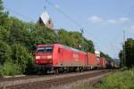 145 062-6 mit einem Containerzug bei der Durchfahrt durch Bonn-Oberkassel am 26.06.10 