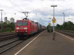 145 003-0 mit einem Gterzug im Richtung Osnabrck auf Bahnhof Lengerich am 2-7-2011.