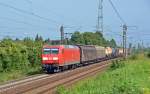 145 064 zog am 23.08.11 einen gemischten Gterzug durch Ahlten Richtung Hannover.