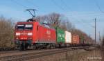 Einen auf dieser Strecke eher seltenen gemischten Gterzug hat 145 022-0 am Haken. Aufgenommen am 05.03.13 in Hamburg-Moorburg.