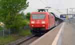 Mit dem Porschezug Leipzig-Wahren - Devinska Nova Ves war 145 008 unterwegs als sie durch Bitterfeld Richtung Wittenberg fuhr.