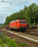 145 041-0 der DB Schenker Rail fhrt am 10.07.2013 solo in Kreuztal vom Abstellbereich zum Rangierbahnhof, um einen Gterzug anzuhngen.