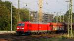 145 025-3 DB kommt als Umleiter über Köln aus Richtung Köln,Aachen-Hbf,Aachen-Schanz mit einem  langen Kohlenleerzug aus Bernburg nach Gent-Zeehaven(B) und fährt in Aachen-West ein.
Aufgenommen vom Bahnsteig in Aachen-West  bei schönem Sonnenschein am Abend vom 12.9.2014.