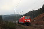 145 004-8 DB Cargo bei Steinbach im Frankenwald am 16.12.2016.