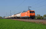 145-CL 001 der Arcelor Mittal schleppte am 22.04.18 einen Kesselwagenzug durch Gräfenhainichen Richtung Wittenberg.