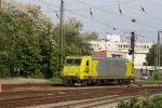 Die 145 CL-031 von Alpha Trains rangiert in Aachen-West.