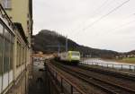 145 094-9 fährt am 20.12.14 mit einem Kesselzug durch Königstein.