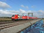 Niederschopfheim - 30.10.17 : vielleicht meine letzte Fototour vor dem Aufbau der Lärmschutzmauer. 146 112 mit BW Ticket Werbung - RE 17023 Offenburg - Basel.