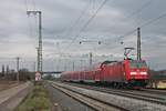 Nachschuss auf 146 235-7  Konstanz , als diese am 11.12.2016 mit ihrem RE (Basel Bad Bf - Offenburg) aus dem Bahnhof von Müllheim (Baden) gen Heitersheim fuhr.