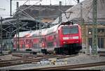 Die Steigung hinab... Durch die hohe verwendete Brennweite konnte ich feststellen, dass die Einfahrt in Halle(Saale)Hbf ein leichtes Gefälle aufweist.
Nachschuss auf 146 029 der Elbe-Saale-Bahn (DB Regio Südost) als RE 16325 (RE30) von Magdeburg Hbf, der seinen Endbahnhof erreicht. Aufgenommen von der Delitzscher Straße. [26.1.2018 | 15:45 Uhr]