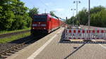 146 258 DB kommt mit dem RE1 von Aachen-Hbf nach Hamm-Westfalen(Hbf) und kommt aus Richtung Aachen-Hbf und fährt in Aachen-Rothe-Erde ein und hilt in Aachen-Rothe-Erde und fährt dann weiter in Richtung Aachen-Eilendorf,Stolberg-Hbf(Rheinland)Eschweiler-Hbf,Langerwehe,Düren,Merzenich,Buir,Horrem,Kerpen-Köln-Ehrenfeld,Köln-Hbf. 
Aufgenommen vom Bahnsteig 1 in Aachen-Rothe-Erde. 
Bei Sommerwetter am Nachmittag vom 8.5.2018.