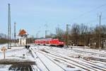 146 018 (91 80 6146 018-7 D-DB) mit RE30 16323 in Köthen am 18.03.2018 