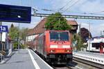 KONSTANZ (Landkreis Konstanz), 02.05.2023, 146 229-0 als RE2/Baden-Württemberg nach Konstanz bei der Einfahrt in den Bahnhof Konstanz; dieser Zug fährt nach ca. 20minütiger Pause eigentlich zurück bis Karlsruhe Hbf, aber z.Z. aufgrund von Bauarbeiten nur bis Villingen