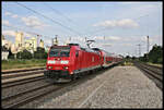 Mit Verspätung erreicht hier am 19.6.2023 um19.15 Uhr der RE 2 aus Düsseldorf mit Zuglok 146119 Lengerich in Westfalen.