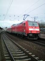 RE 4738 nach Karlsruhe steht hier in Rastatt.24.01.2009