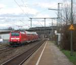 Die in Stuttgart beheimatete 146 223-3 zieht am 2.4.2010 einen Regionalzug nach  Mosbach-Neckarelz .