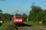 Wegen Bauarbeiten auf der Frankenbahn zwischen Jagstfeld und Osterburken wurde der RE Stuttgart-Wrzburg ber Neckarelz umgeleitet. Im Bild die 146 226-6 mit dem RE 4930 (Stuttgart-Wrzburg ber Neckarelz) bei Oberschefflenz. Das Bild entstand am 10.09.2011 vom Bahnsteigende.